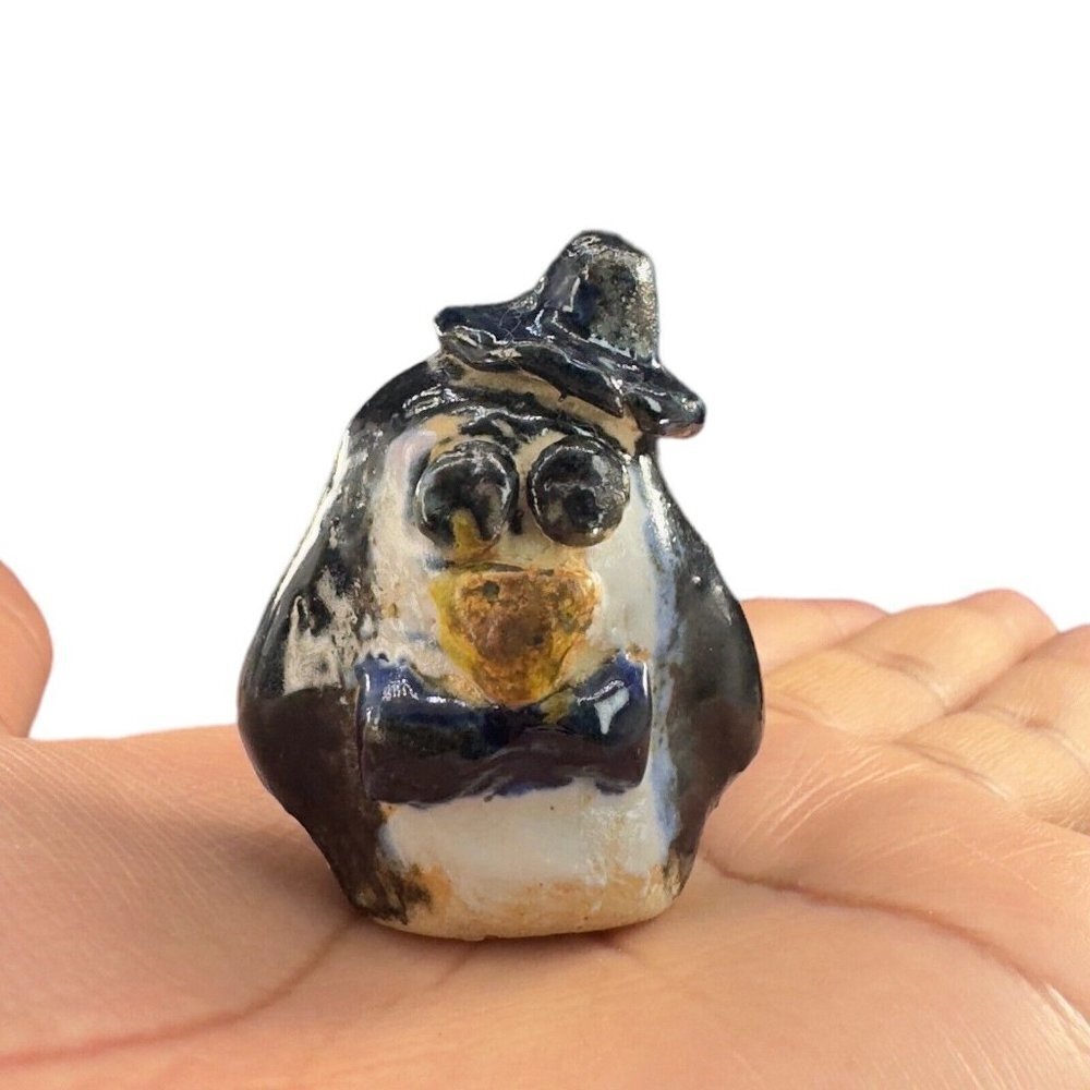 Studio Art Pottery Miniature‎ Penguin Figurine Bird Wearing A Black Hat Signed